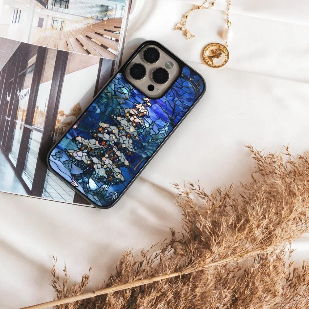 Christmas Phone Cover – iPhone 17, 16 Pro, Galaxy S25, S24, S24 Ultra, Pixel 9